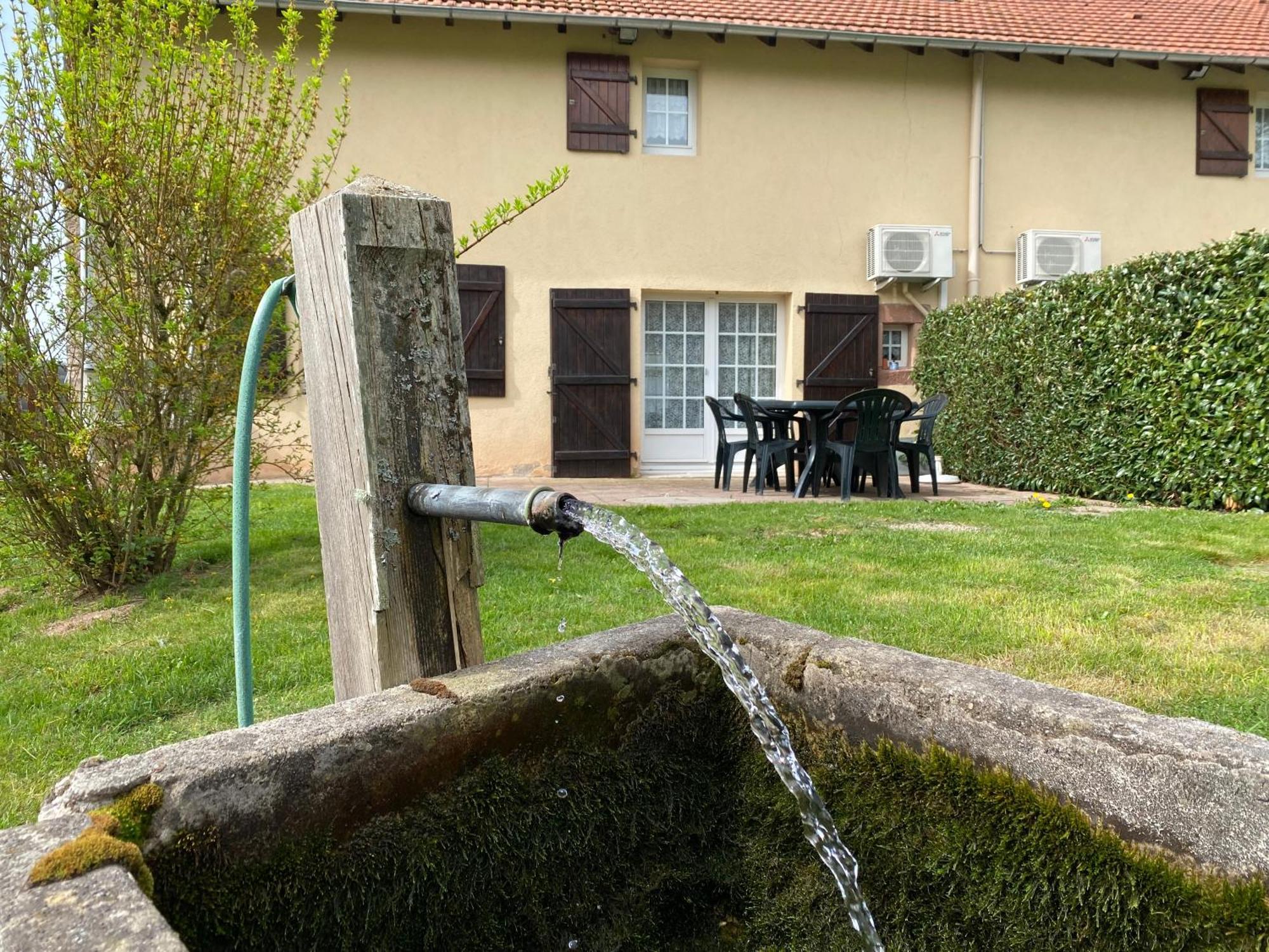 Aux Trois Gites La Chapelle  Eksteriør billede